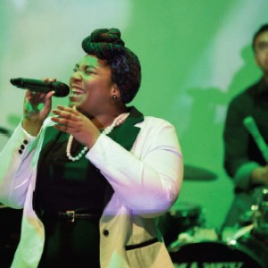 Anqwenique L. Wingfield, Vocalist and Teaching Artist from Pittsburgh. Photo by Mark Simpson Photography